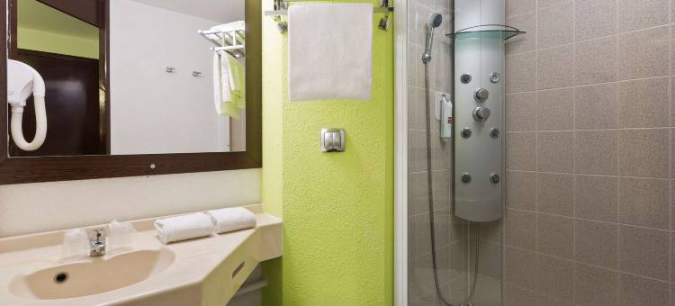 蓬阿穆恩佐酒店 - 基里亚德直营酒店(Enzo Hotels Pont-A-Mousson by Kyriad Direct)图片