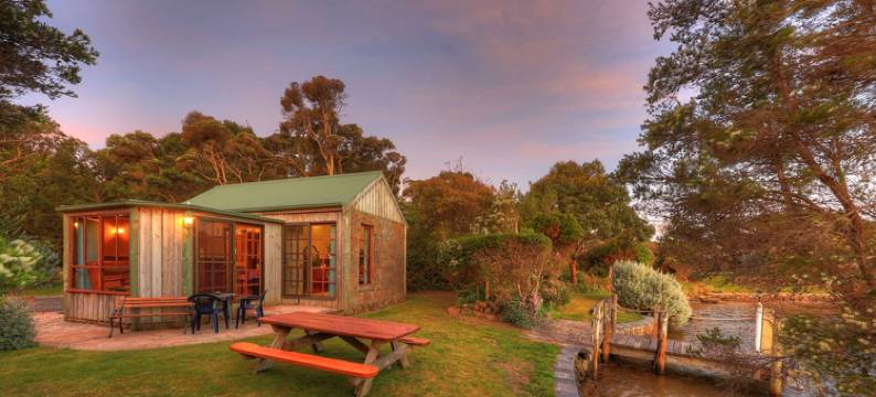 斯坦利山湖滨Spa小屋(Stanley Lakeside Spa Cabins)图片