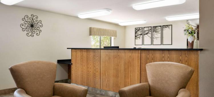 埃尔科温德姆呗盟酒店(Baymont by Wyndham Elko)图片