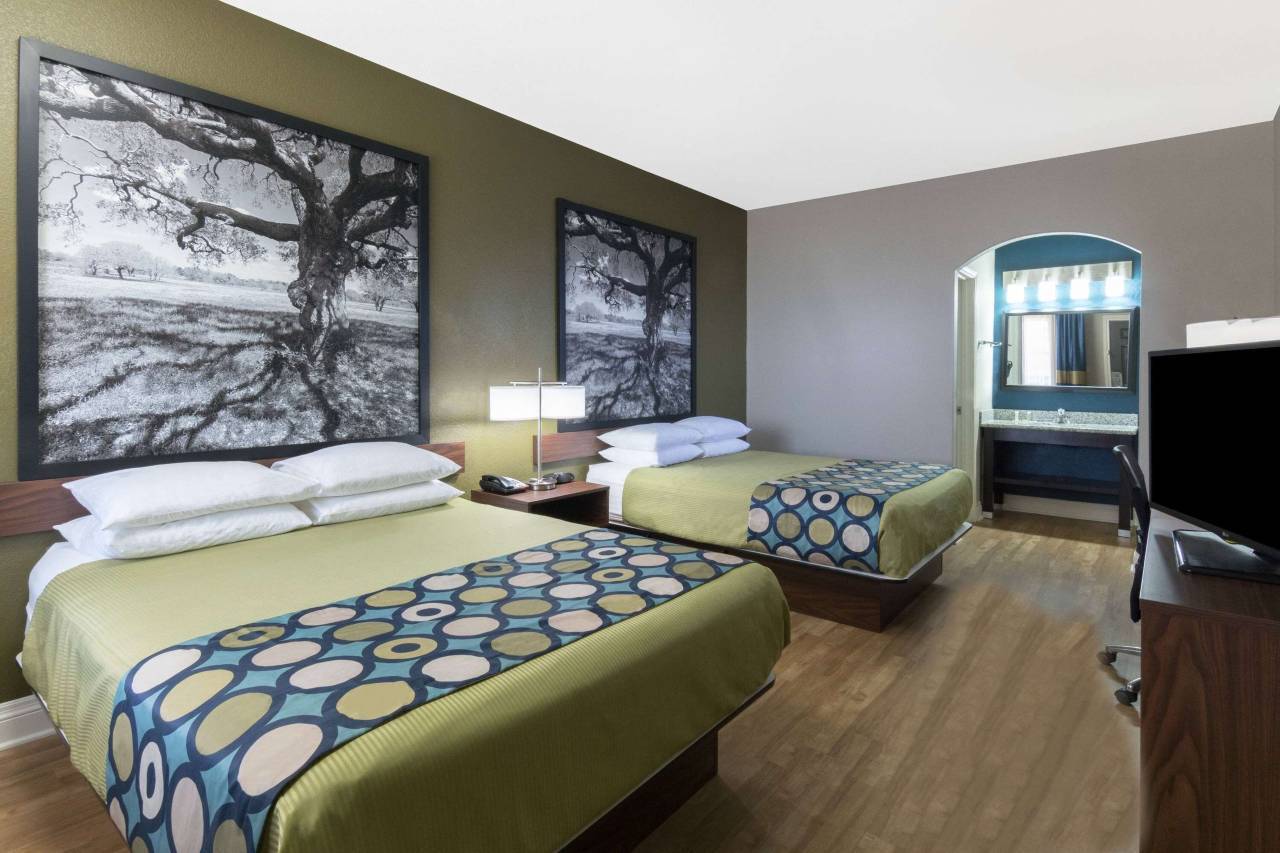 圣安东尼奥速8酒店-近萨姆休斯顿堡(Super 8 by Wyndham San Antonio Near Fort Sam Houston)