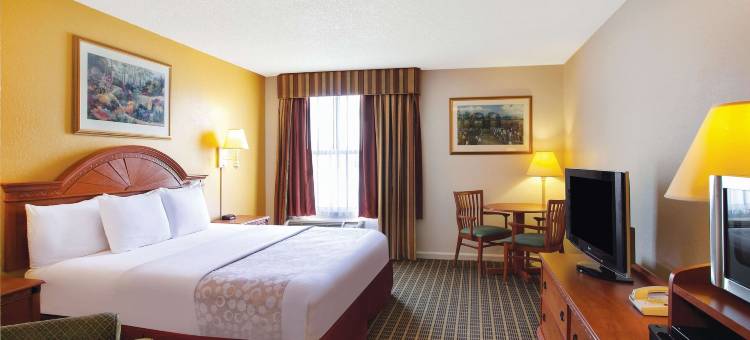 奥兰多国际大道北拉昆塔温德姆酒店(La Quinta Inn by Wyndham Orlando International Drive North)图片