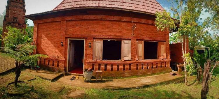 普里卡胡里潘(Puri kahuripan)图片