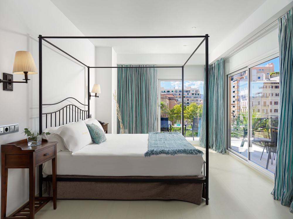 Hotel SaratogaOver view