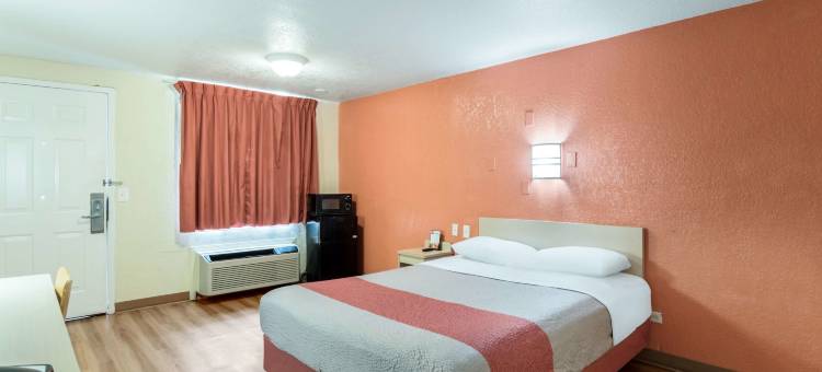 维珍尼亚纽波特纽斯 6 号汽车旅馆(Motel 6 Newport News, VA)图片