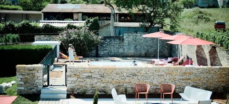 特雷斯吉拉德城堡酒店(Castel de Tres Girard)图片