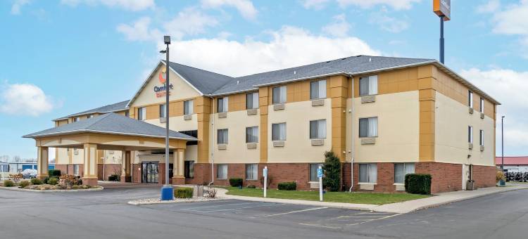 芬德利I-75舒适套房靠近体育综合体(Comfort Suites Findlay I-75 Near Sports Complex)图片