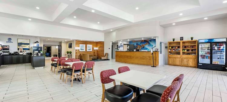 贝斯特韦斯特拉伯克西套房酒店(Best Western Lubbock West Inn  Suites)图片