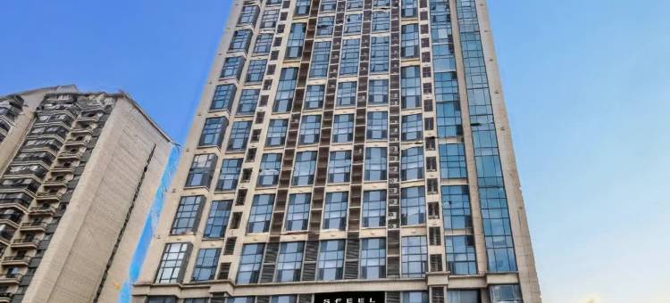SFEEL设计师酒店(贵阳长江路地铁站店)图片