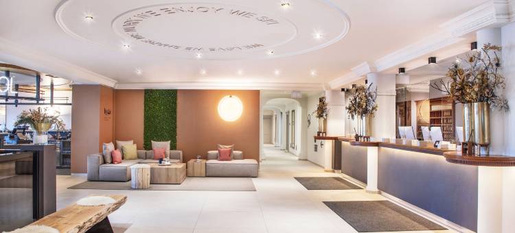 维多利亚住宅酒店(Victoria Hotel & Residence)图片