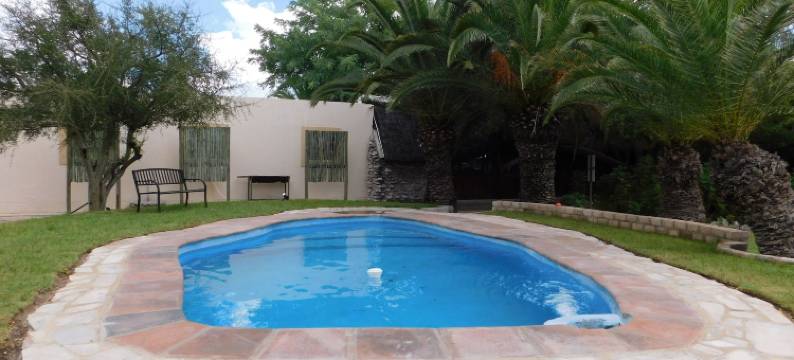 苏克维乡村郊外小屋(Tsumkwe Country Lodge)图片