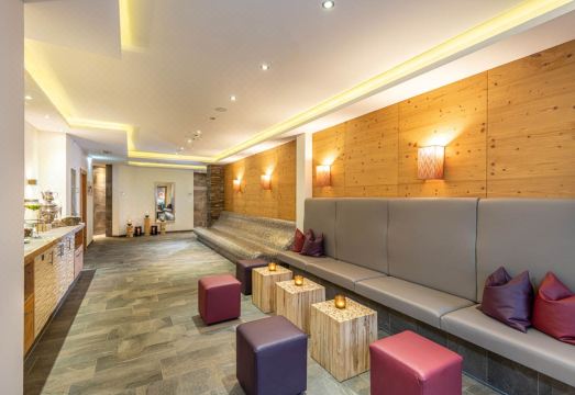 Hotel Garni Melanie Hotel Overview