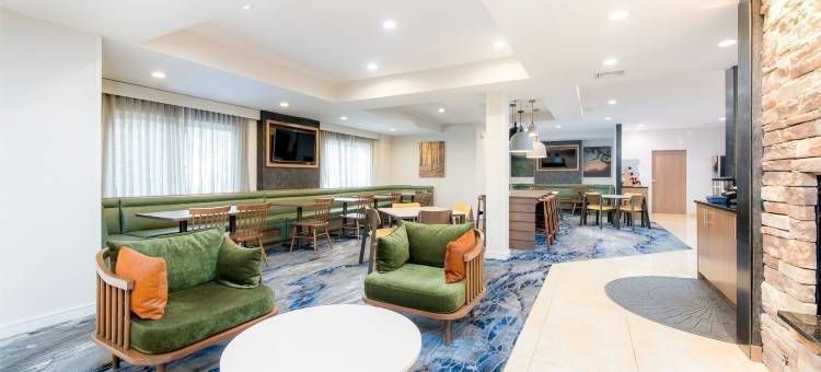 不伦瑞克万枫酒店及套房(Fairfield Inn & Suites Brunswick)图片