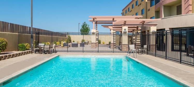 维克多维尔希斯皮里亚万怡酒店(Courtyard Victorville Hesperia)图片