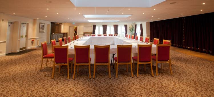 查尔顿汉姆温德姆华美达酒店(Ramada by Wyndham Cheltenham)图片
