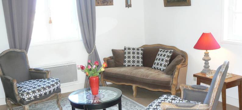 瑞莱斯圣帕维公寓酒店(Petite Maison Romantique au Calme, Cœur Historique, Vue Ville et Jardin)图片