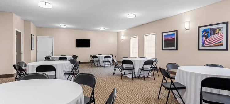 舒适套房-近勒吉恩营(Comfort Suites Near Camp Lejeune)图片