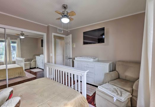 Chic Whittier Oasis Private Pool, Hot Tub and Grill Hotel Overview