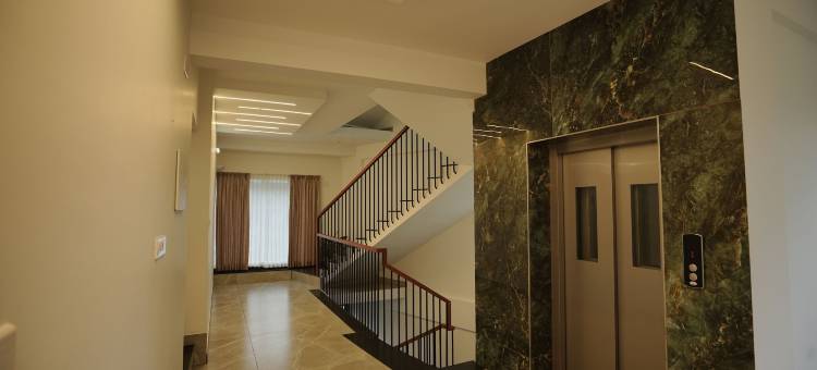 斯里贾神秘(Sreeja Myst)图片