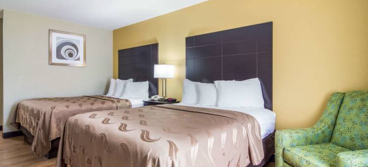 格鲁吉亚坎顿凯艺套房酒店(Quality Inn & Suites Canton, GA)图片