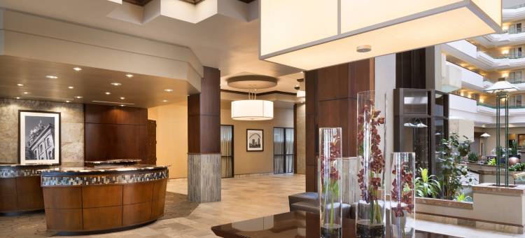 德梅因市中心希尔顿安泊酒店(Embassy Suites by Hilton des Moines Downtown)图片