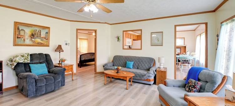 温馨和邀请家庭住宅 - 距离高尔夫球场2英里！(Warm and Inviting Family Home - 2 Mi to Golf Course!)图片