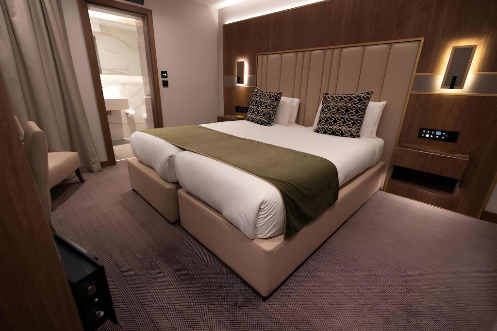 Merit Kensington Hotel Hotel Overview