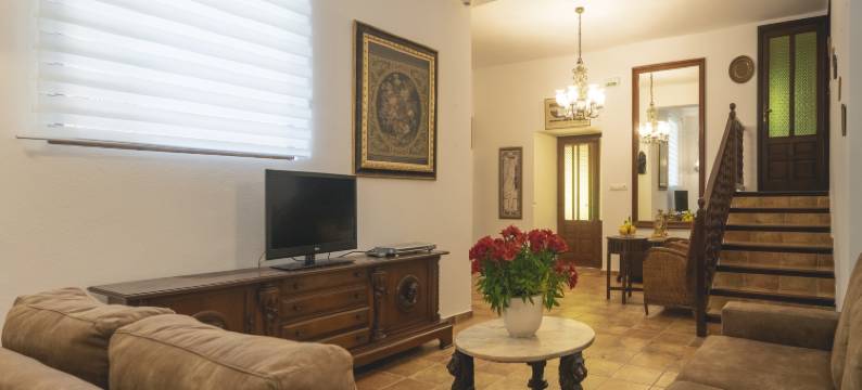 Mansion in Ibiza with Pool near Sandy Beach图片