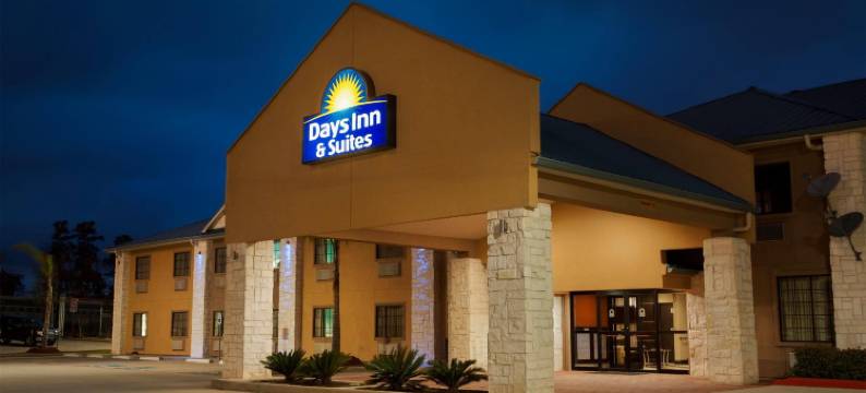 康罗北戴斯套房酒店(Days Inn & Suites by Wyndham Conroe North)图片