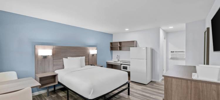 纽波特纽斯郊区开间 – 汉普顿(Paradise Suites - Newport News & Jefferson Ave)图片