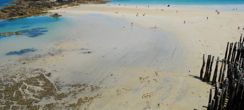 Cozy Garden Villa in Bonnemain图片