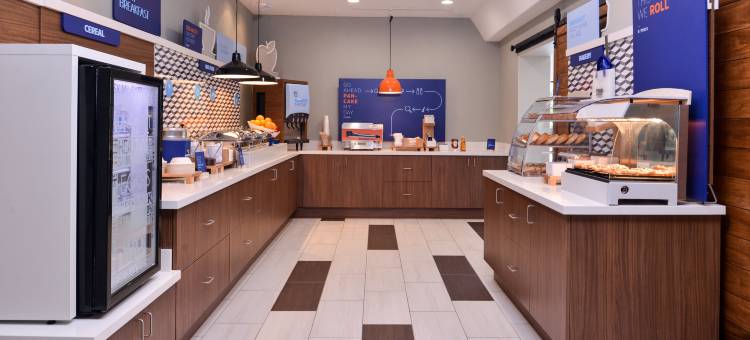 智选假日套房酒店埃尔金(Holiday Inn Express & Suites ELGIN by IHG)图片