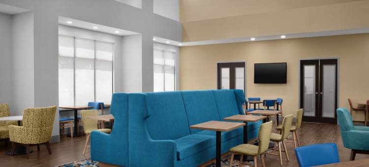 图珀洛/巴恩斯隧道欢朋酒店及套房(Hampton Inn & Suites Tupelo/Barnes Crossing)图片