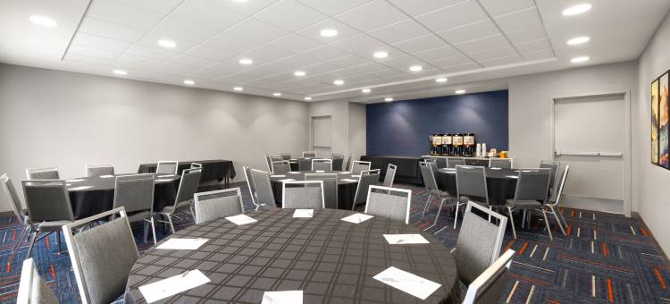 道格拉斯欢朋套房酒店(Hampton Inn & Suites Douglas)图片