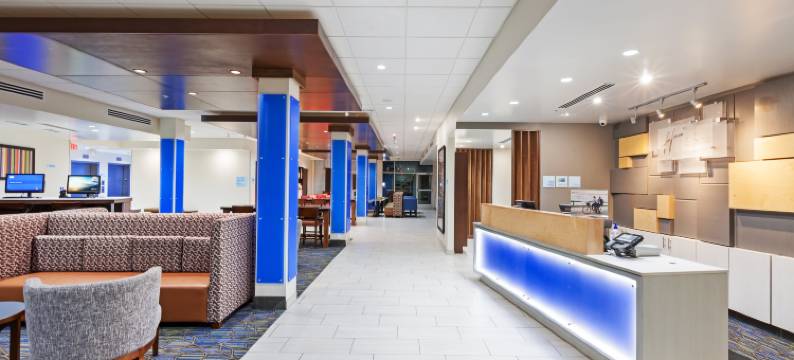 塔尔萨南/伍德兰希尔斯智选假日套房酒店(Holiday Inn Express & Suites TULSA SOUTH - WOODLAND HILLS by IHG)图片