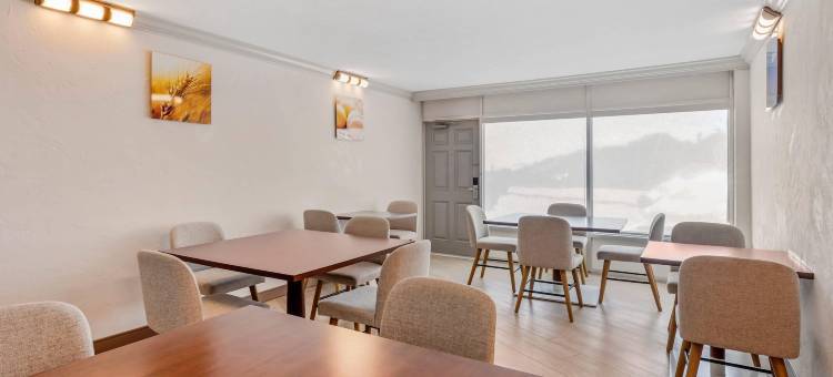 舒适酒店及套房奥蒙德海滩 海滨(Comfort Inn & Suites Ormond Beach Oceanfront)图片