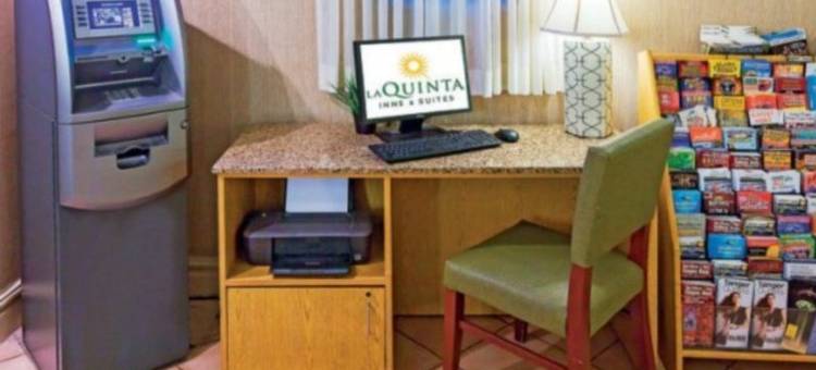 圣安东尼奥温德姆速 8 - 近海洋世界英格拉姆公园(Super 8 by Wyndham San Antonio Near SeaWorld Ingram Park)图片