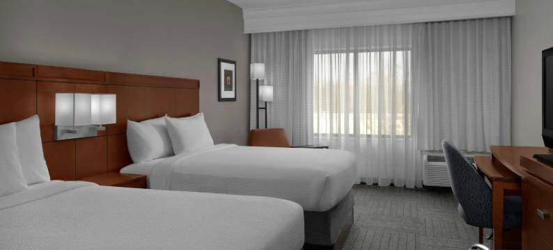 格林斯伯勒机场万怡酒店(Courtyard Greensboro Airport)图片