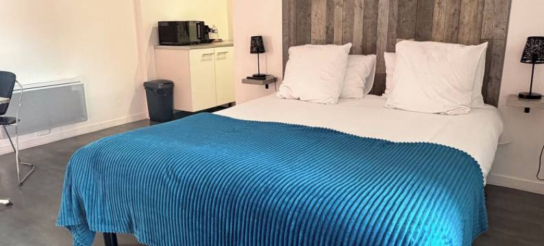 高魅力(Aux Charmes)图片