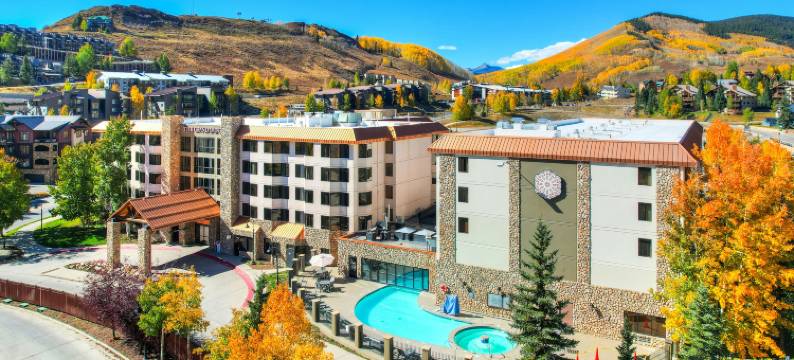 格兰德洛奇套房酒店(The Grand Lodge Hotel and Suites)图片