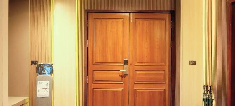 靠近步行街的私人按摩浴缸泳池套房(Private Jacuzzi Pool Suite Near Walking Street)图片