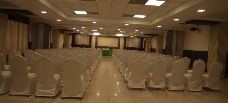 PL A 住宅酒店提鲁吉拉伯利(Hotel PL A Residency Tiruchirappalli)图片