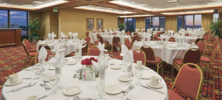 Holiday Inn 萨克拉门托首都广场(Holiday Inn SACRAMENTO DOWNTOWN - ARENA by IHG)图片