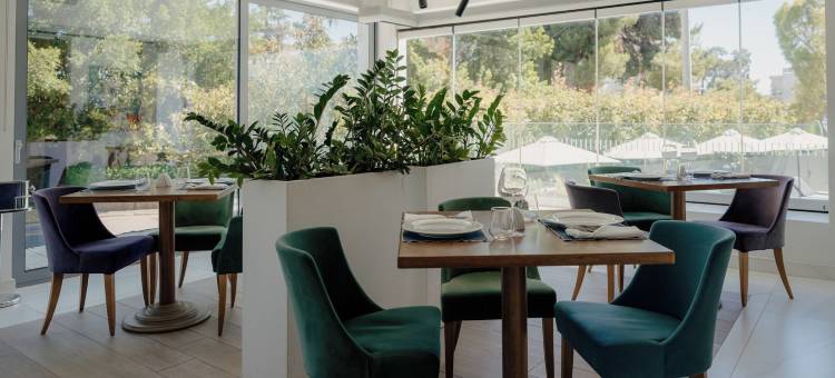 吉利法达里维埃拉酒店(Glyfada Riviera Hotel)图片