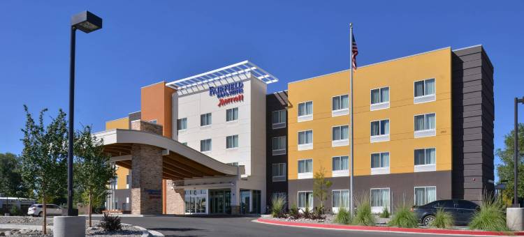 法明顿万枫酒店及套房(Fairfield Inn & Suites Farmington)图片
