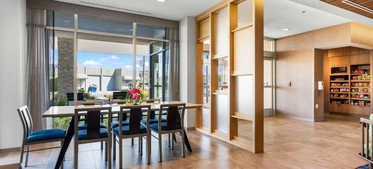 旧金山机场Oyster Point万豪万枫酒店及套房(Fairfield Inn & Suites San Francisco Airport Oyster Point Area)图片