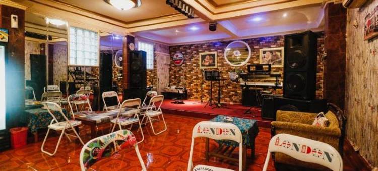 西波哥彭卡克伯格 @ 瑞德多兹酒店(RedDoorz at Hotel Andalus Puncak)图片