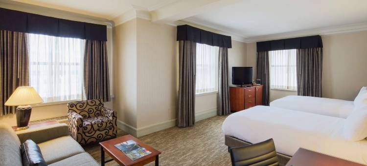 荷兰广场希尔顿酒店(Hilton Cincinnati Netherland Plaza)图片