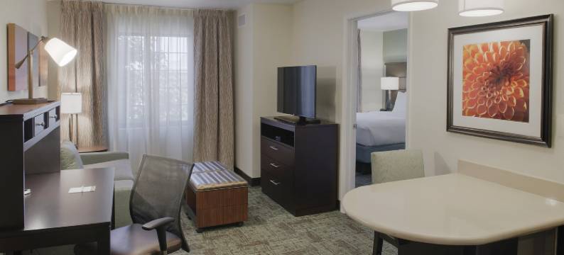 Staybridge Suites 费耶特维尔/阿肯色大学 by IHG(Staybridge Suites Fayetteville/Univ of Arkansas by IHG)图片