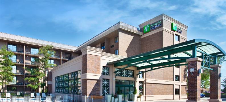 绍姆堡-罗灵梅多斯智选假日酒店(Holiday Inn Express ROLLING MDWS-SCHAUMBURG AREA by IHG)图片