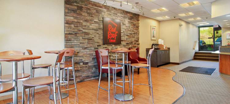 克利夫兰机场-米德尔堡高地红顶酒店(Red Roof Inn Cleveland Airport - Middleburg Heights)图片